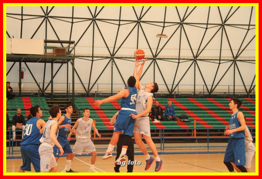 170407 basketU16 067_tn.jpg